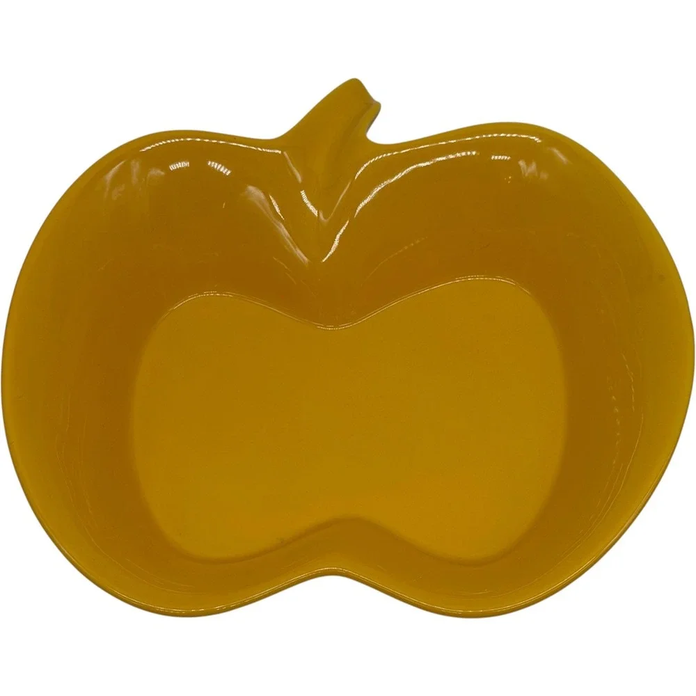 Nantucket Ceramic Apple Nesting Bowls Set of 3 Red Green Yellow Excellent